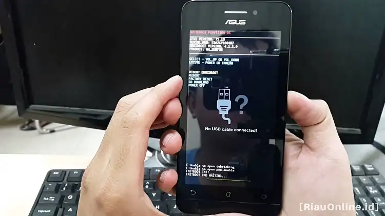 Menggunakan Kode Khusus