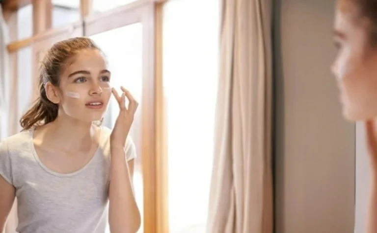 Urutan Skincare Pagi dan Malam untuk Remaja