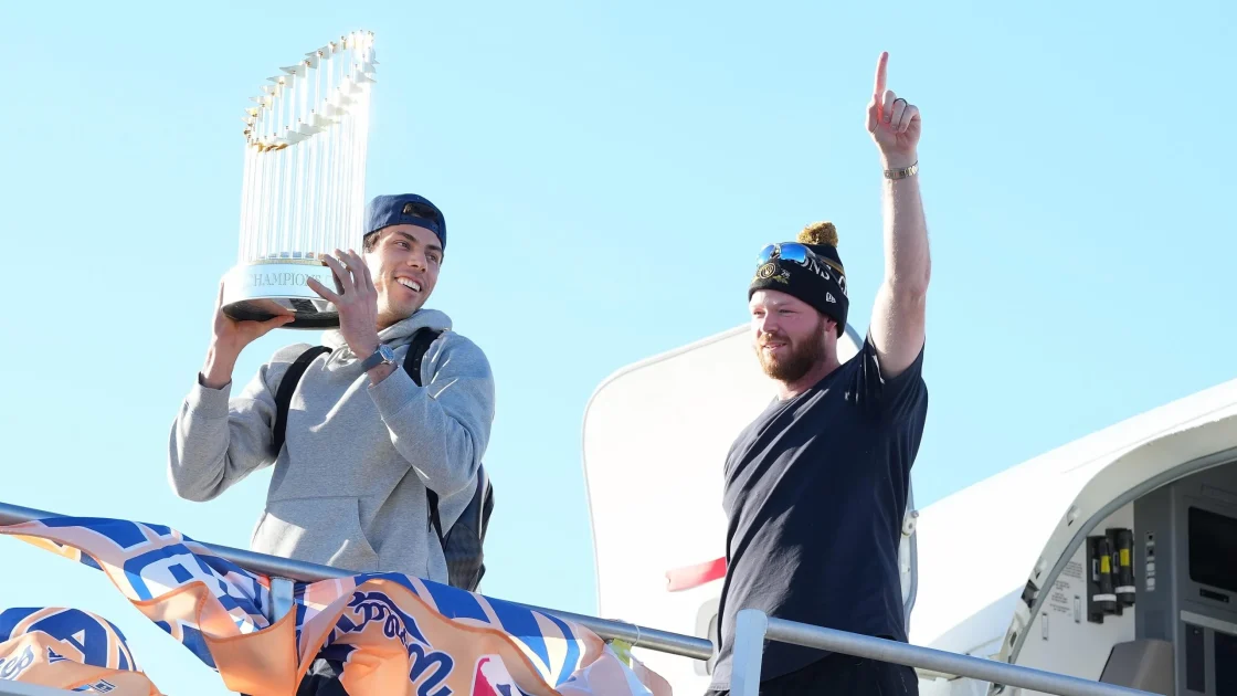 Brewers Celebrate World Series Win With Lambeau Leaps at Packers Game