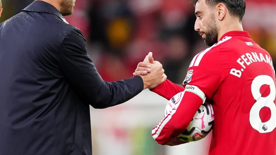 Fernandes and Carrick hold clear-the-air talks at United