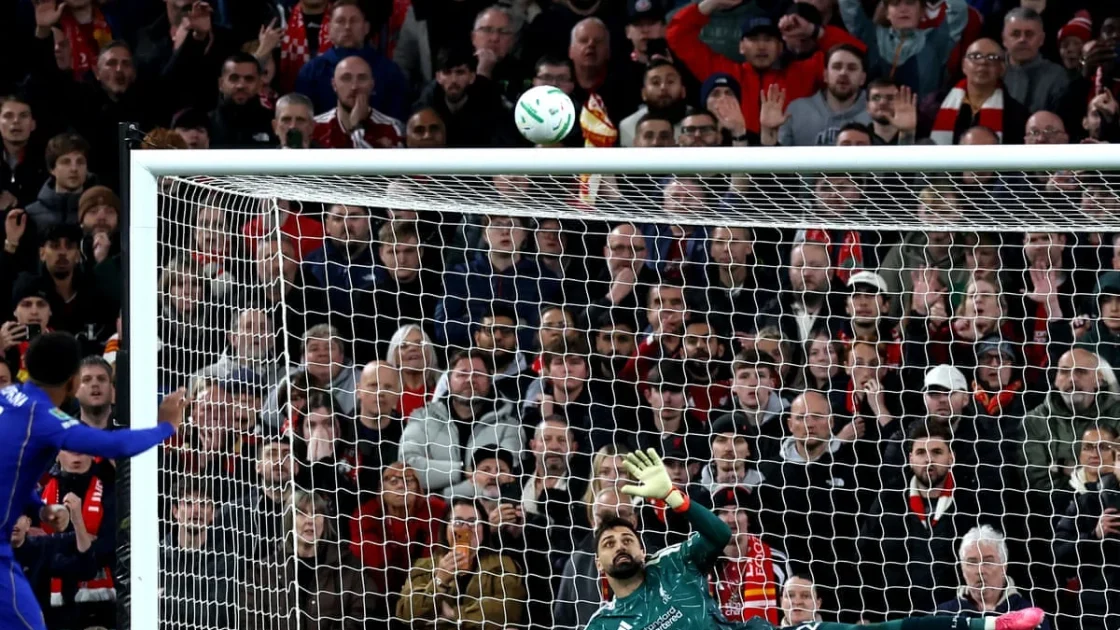 Liverpool Beat Chelsea on Penalties to Reach Carabao Cup Last Eight