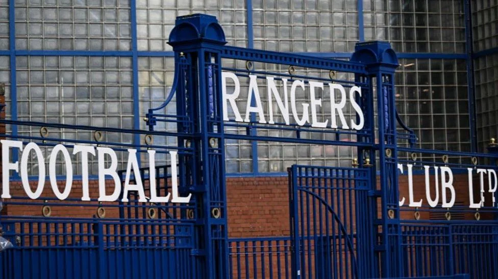 McInnes Defends Fernandez Ahead of League Cup Semi-Final
