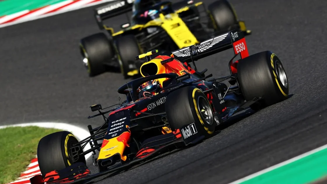 Daniel Ricciardo Reflects on Leaving Red Bull for Renault