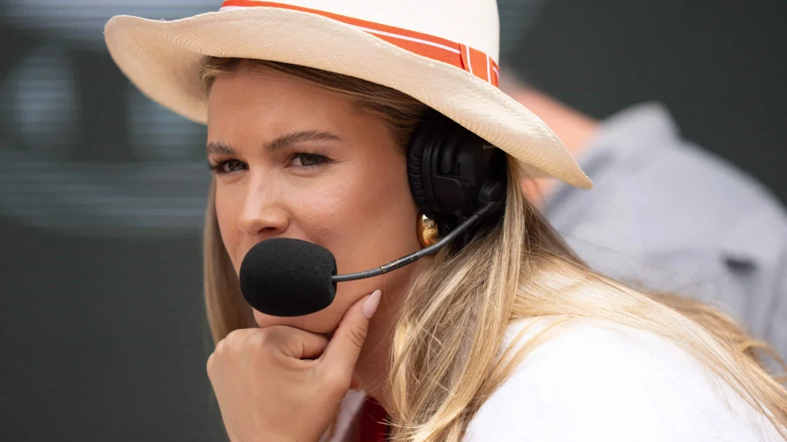 Genie Bouchard Wows Fans in Britney Spears Halloween Costume