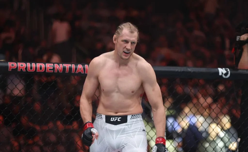 Stipe Miocic Backs Alexander Volkov to Win UFC Heavyweight Gold