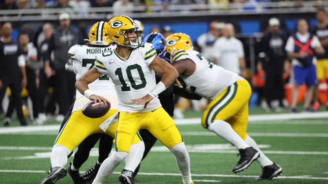 Packers vs. Panthers: TNF Matchup Preview and Prediction
