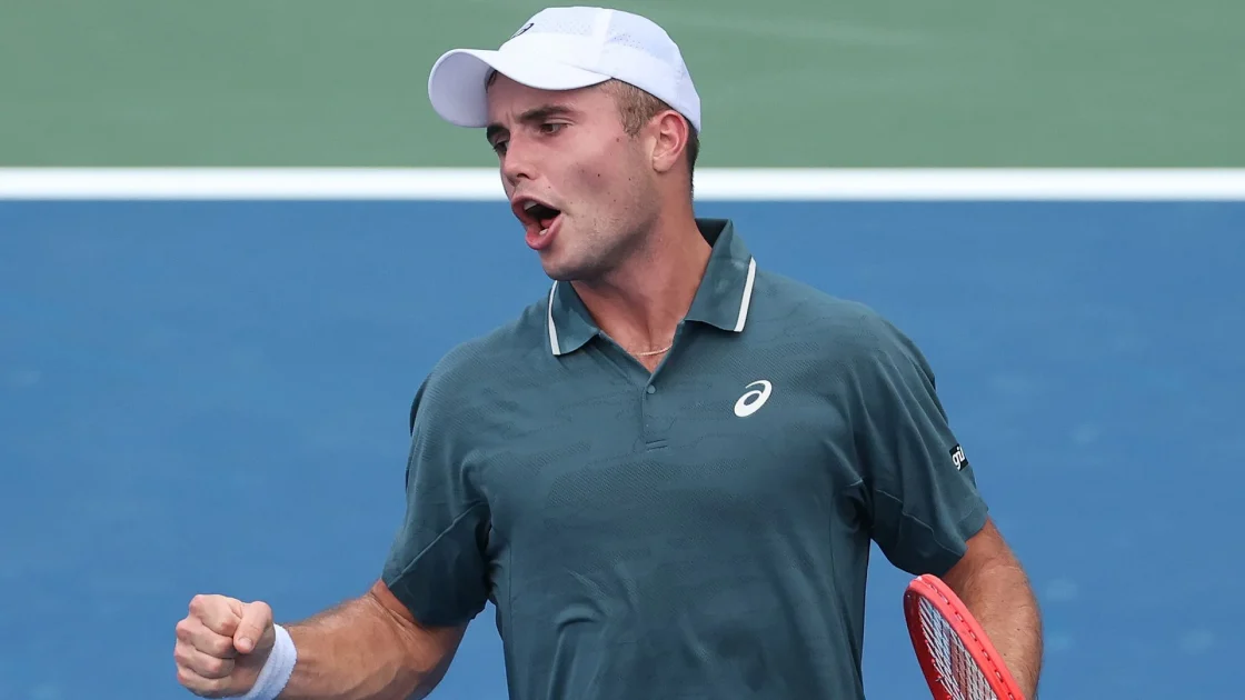 Fearnley Retires Injured Against Fery at Vienna Open