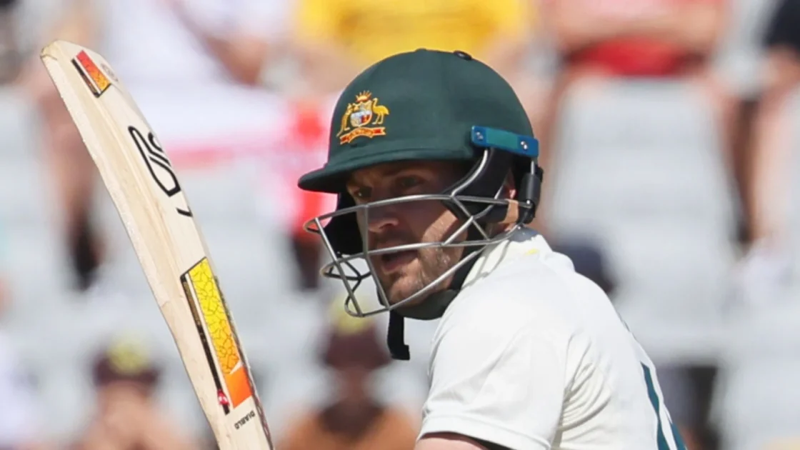 Inglis Hits Century as Australia Take Control at Newlands