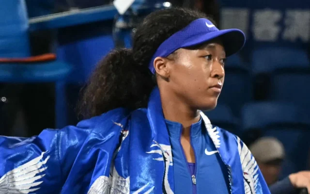 Naomi Osaka dazzles in Tokyo return as Venus Williams loses