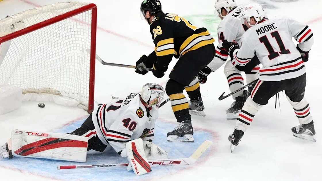 Lindholm’s Overtime Goal Lifts Bruins Past Blackhawks 5-4