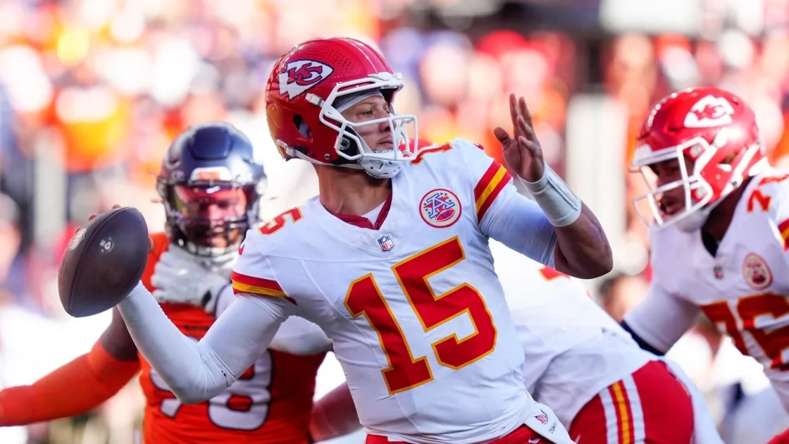Broncos Host Rival Chiefs in Matchup That Could Decide AFC West