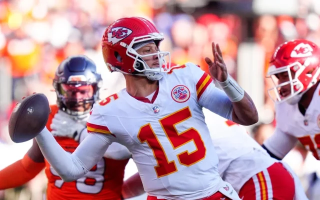 Broncos Host Rival Chiefs in Matchup That Could Decide AFC West
